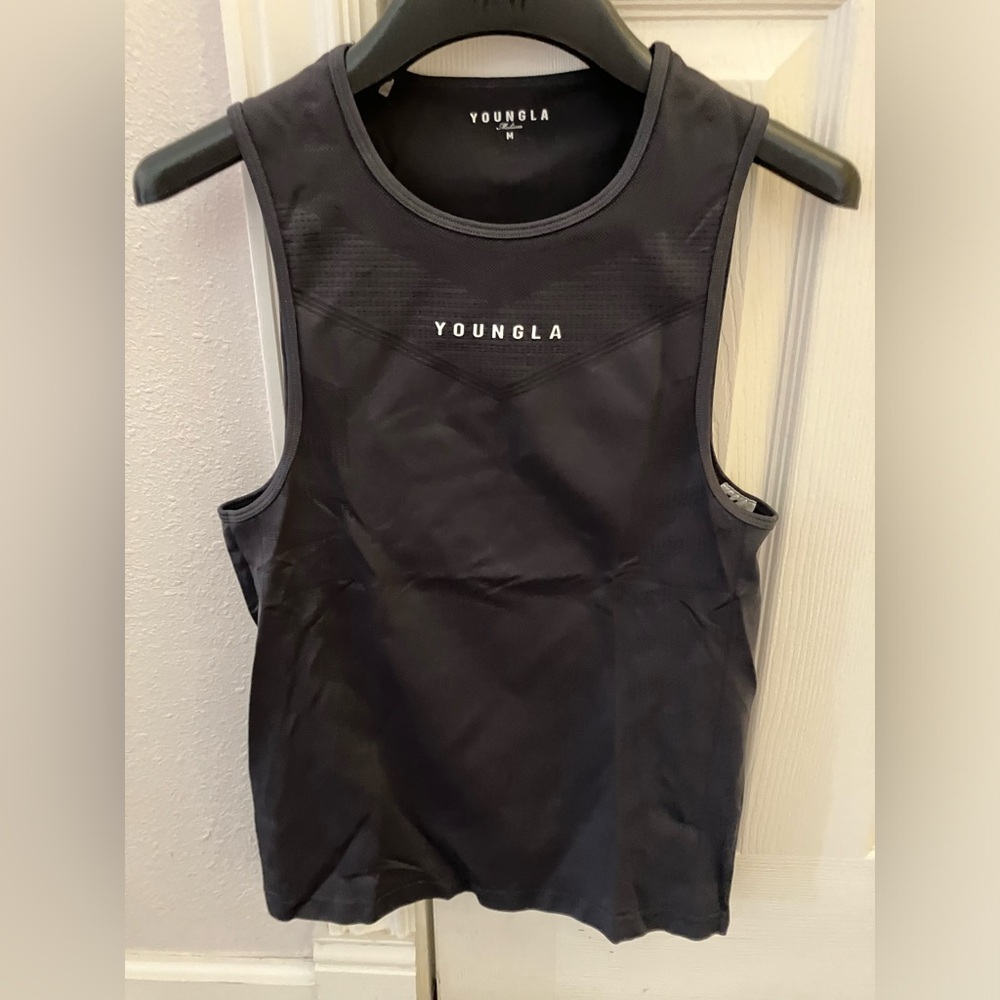 Young LA workout tank top M